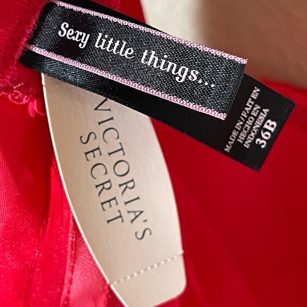 Sold  - Picture 3 of 4